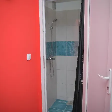 Gostinjska kuća Royal Tsv